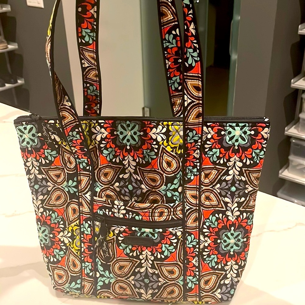 Vera Bradley bag Tote. Sierra Pattern (retired pattern)